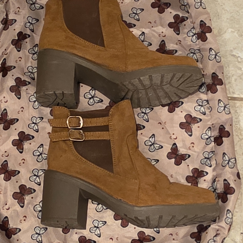 VEGAN LEATHER Tan Ankle Boots with Double Buckle